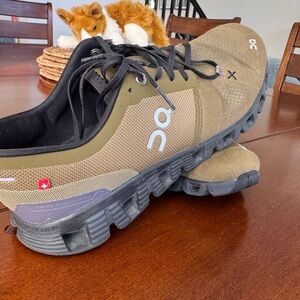 Cloud X3 M10 Hunter / Black